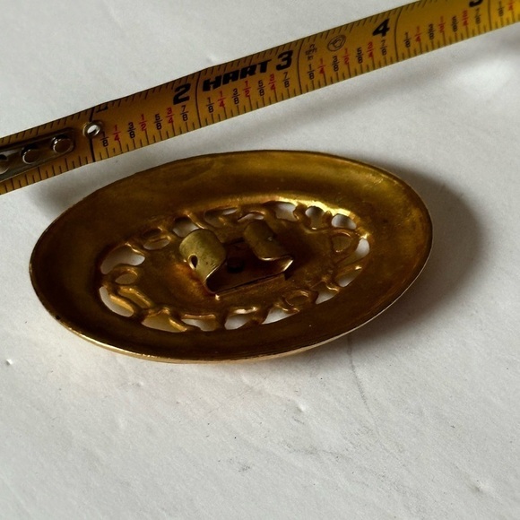 Artisan Belt Buckle Painted Enamel Cutout Oval Glossy Abstract Art to Wear Gold - Picture 6 of 6